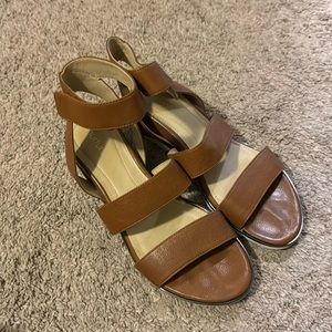 Nuture strappy espadrilles leather brown Velcro 8 1/2